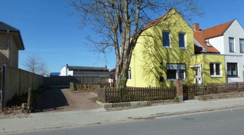 Doppelhaushälfte