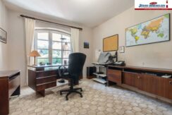 Büro im EG.,